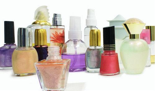 化妝品瓶掉漆與香水安全 潛在風險與應對指南